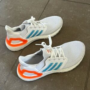Adidas PRIMEBLUE UltraBOOST 20. Size 9
